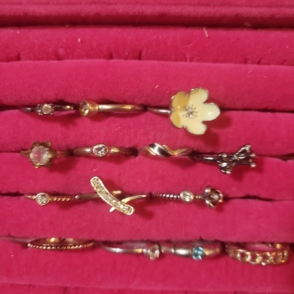 Costume jewelry - Picture 3 of 6
